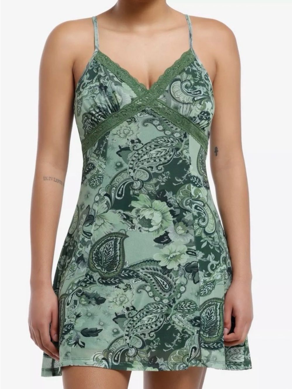 Just Polly from Hot Topic Green 💚 Paisley Lace-Trim Chemise Y2K Style NWT